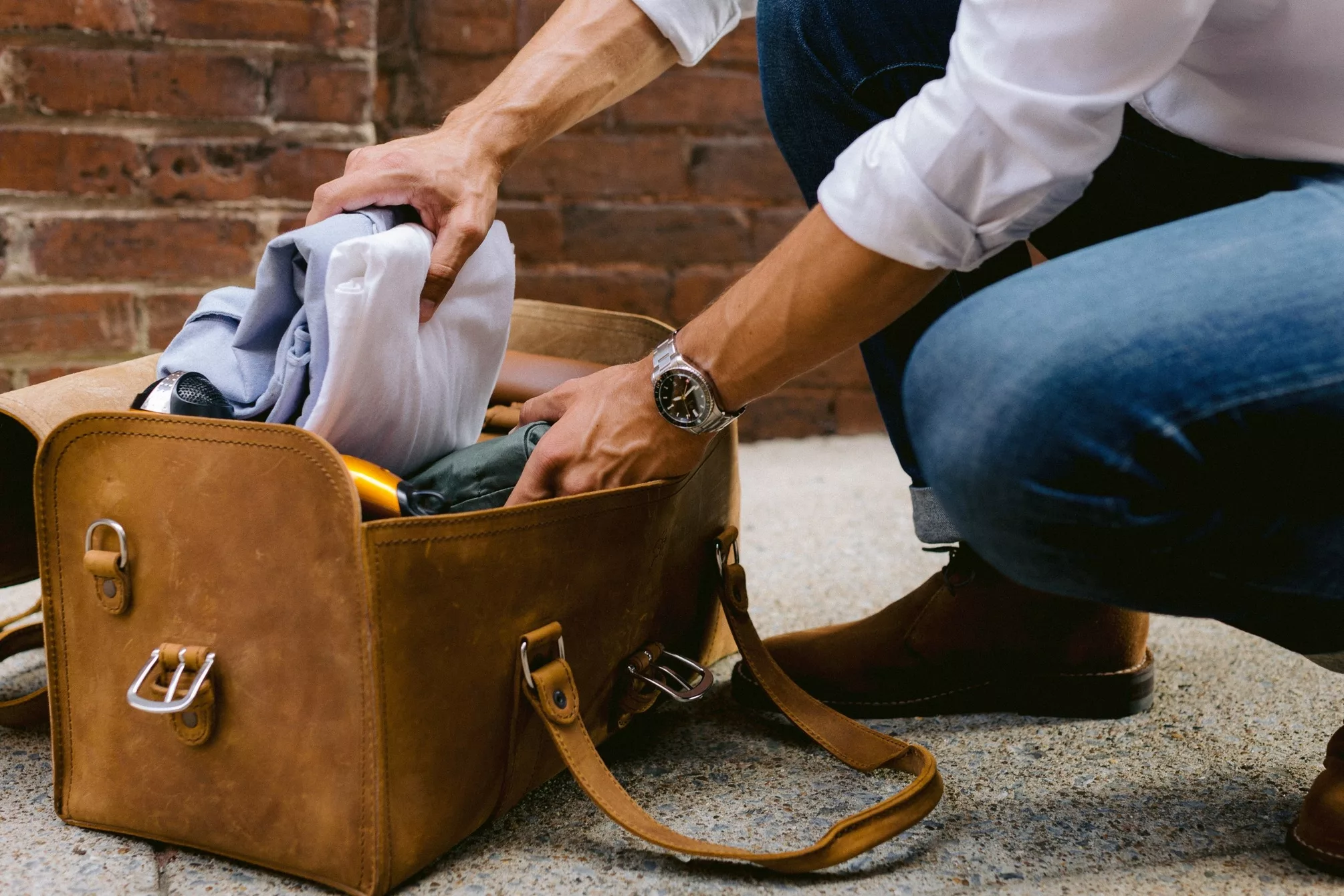 Saddleback Leather Duffle & Toiletry Bag Review - The Modest Man